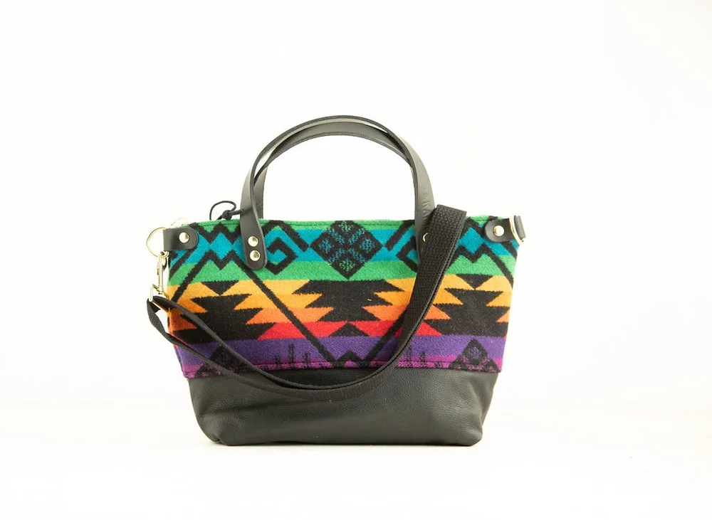 Bitsy Purse in Coyote Butte Bright Wool image 3