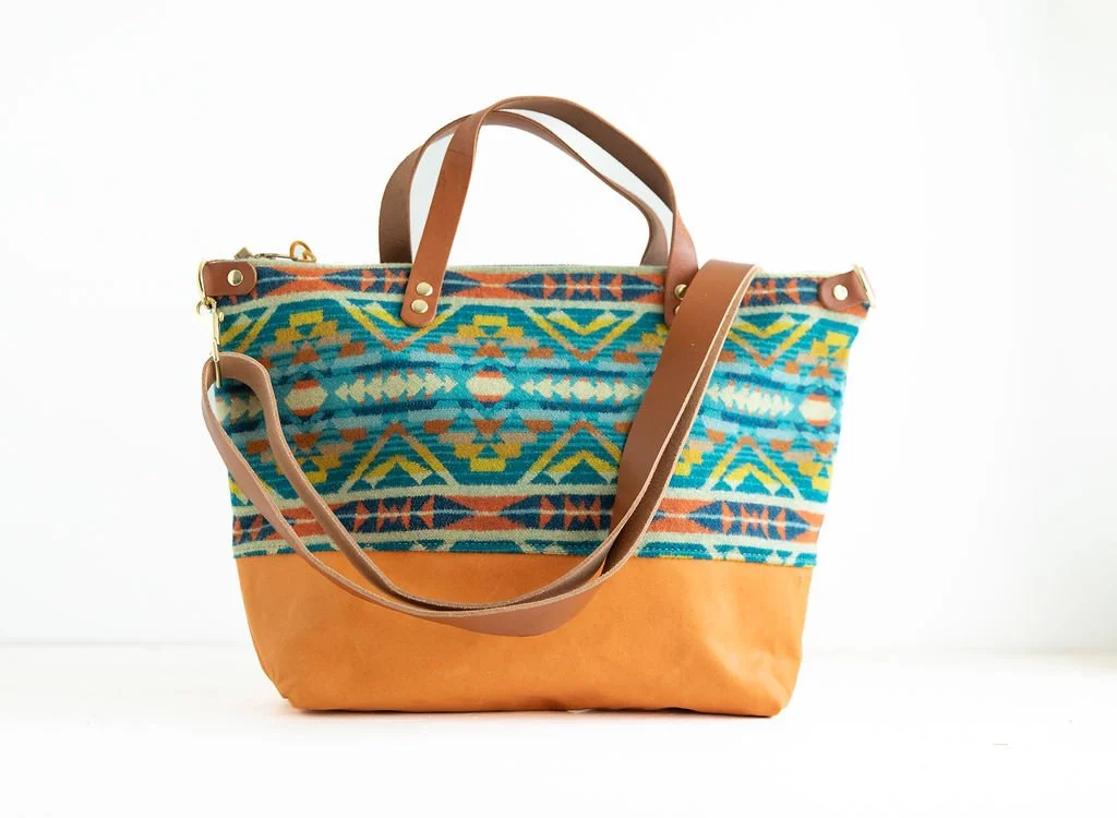 Crossbody Purse in Turquoise Alto Mesa Wool image 2